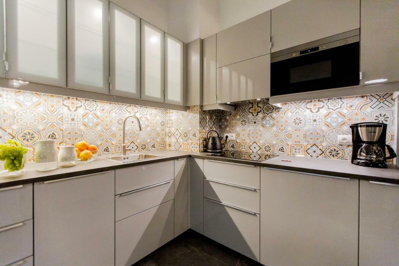 Kings Landing Apartament คราคูฟ ภายนอก รูปภาพ